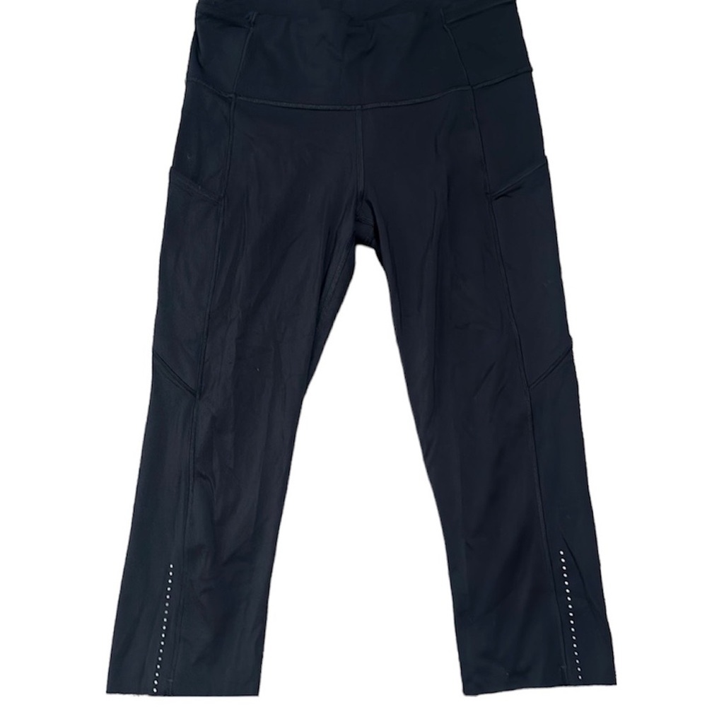 Lululemon black crop leggings size 8